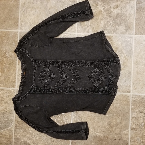 Free People top - Picture 1 of 3